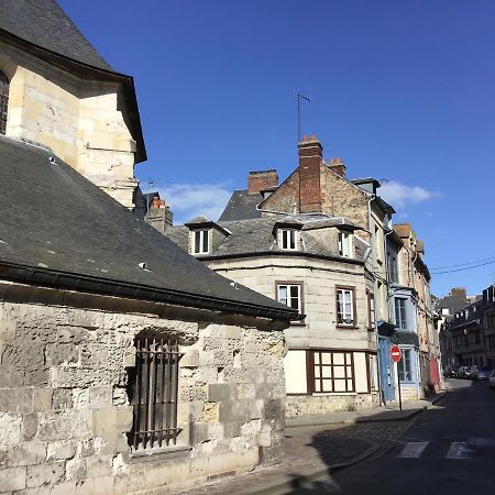 Appartement Medicis Avec Garage Honfleur Kültér fotó
