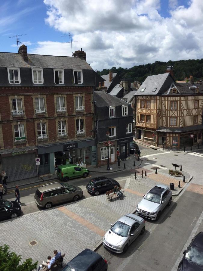 Appartement Medicis Avec Garage Honfleur Kültér fotó
